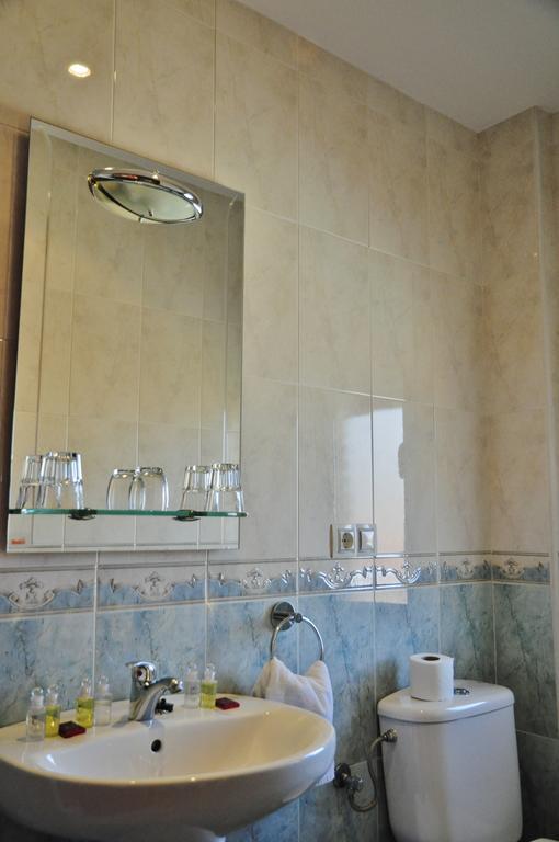 Hostal Juli San Justo de la Vega 외부 사진