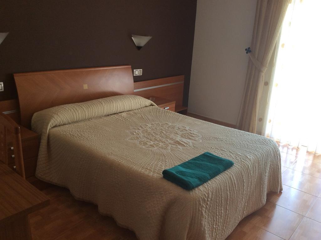 Hostal Juli San Justo de la Vega 외부 사진