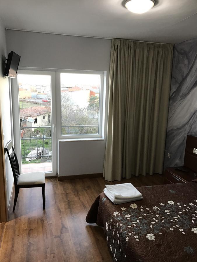 Hostal Juli San Justo de la Vega 외부 사진