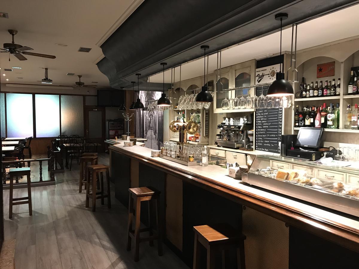 Hostal Juli San Justo de la Vega 외부 사진